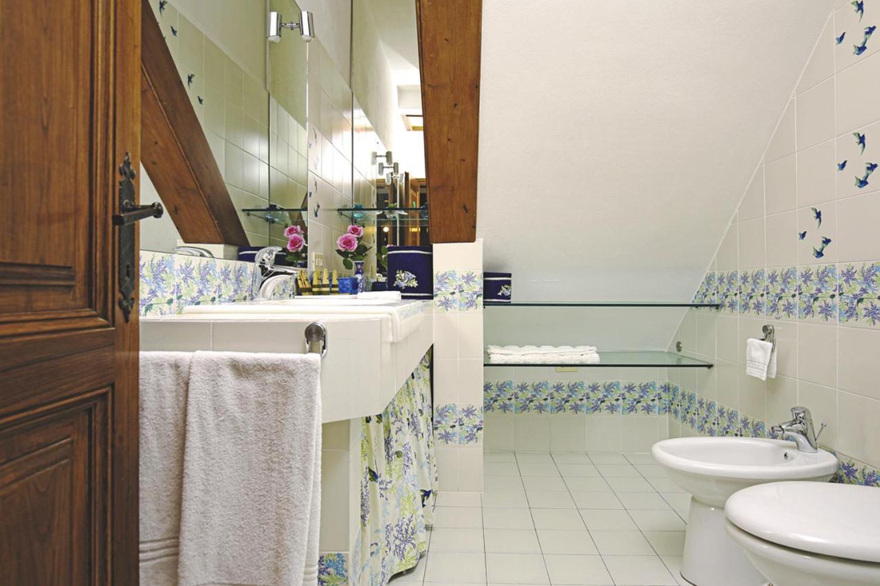 Apartment In B&B Del Giglio San Donato in Poggio ภายนอก รูปภาพ